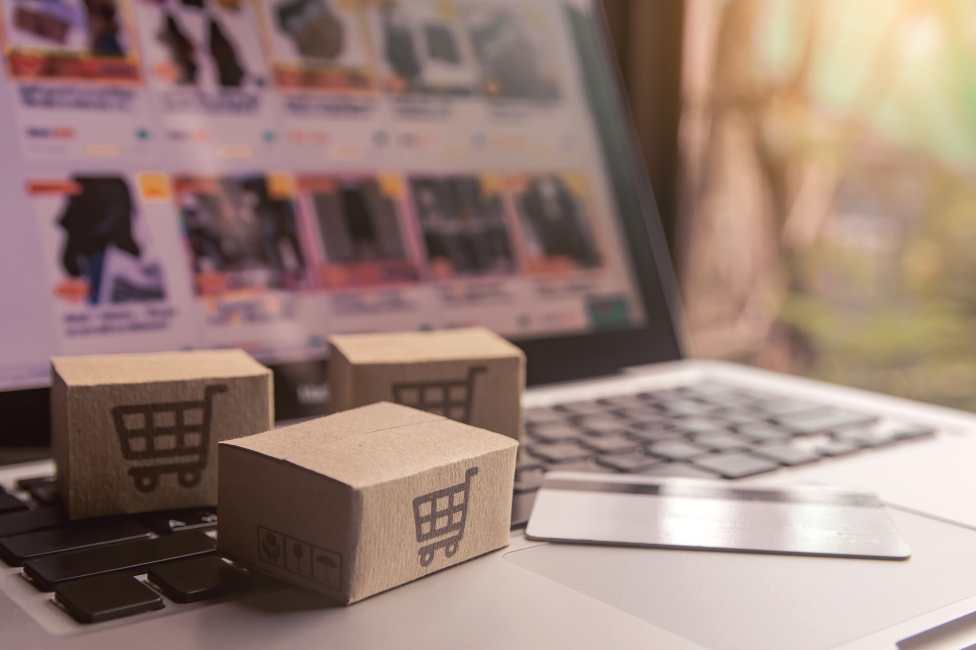 Consumibles online: ventajas frente a tiendas físicas