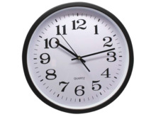 Bismark Reloj Oficina Grande - Lente de Cristal - Manecillas de Aluminio - Esfera de PVC - Color Negro