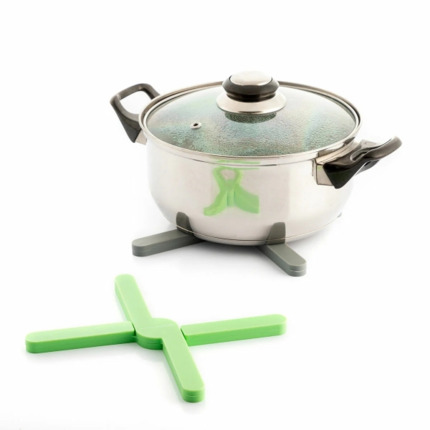 Innovagoods Folvet Pack de 2 Salvamanteles de Silicona - Plegable - Apto para Lavavajillas - Antideslizante - Facil Limpieza - 20x0.5x20cm - Color Verde y Gris