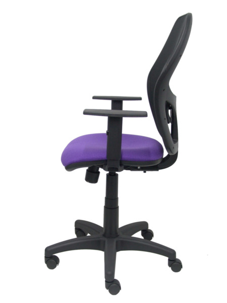 Silla de oficina Alocén malla negra asiento bali lila brazos regulables (4)