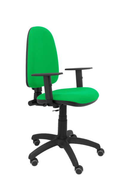 Silla de oficina Ayna bali verde pistacho brazos regulables ruedas de parqué (1)