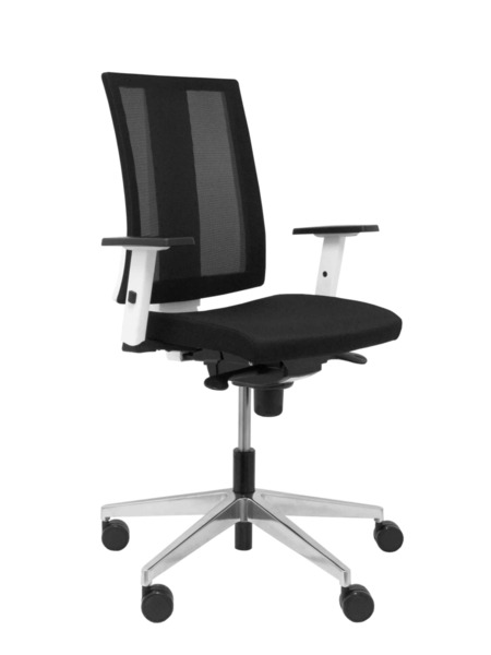 Silla de oficina Cózar blanca con respaldo malla asiento bali negro (1)