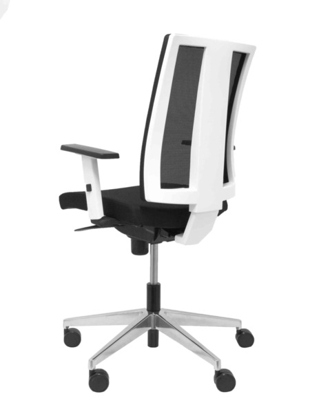Silla de oficina Cózar blanca con respaldo malla asiento bali negro (5)