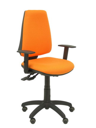 Silla de oficina Elche S bali naranja brazos regulables ruedas de parquet