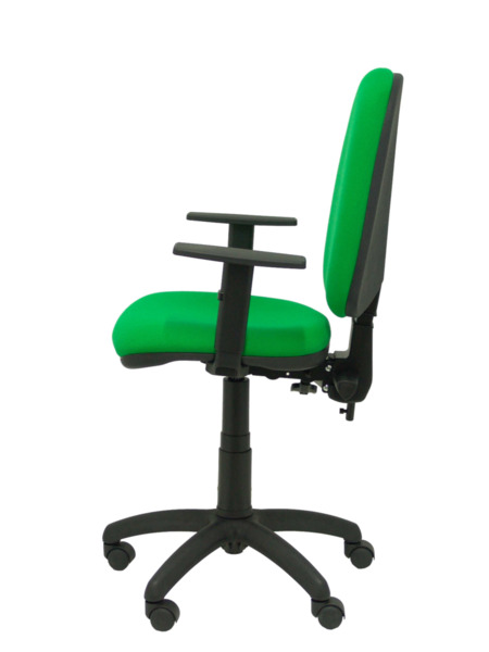 Silla de oficina Tribaldos verde con brazos regulables (4)