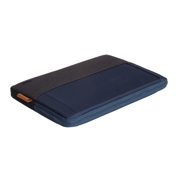 Trust Funda Lisboa para Portatil de 13,3" - Hecha con 3 Botellas de Pet Recicladas - Interior Acolchado - DiseÃ±o Elegante y Est
